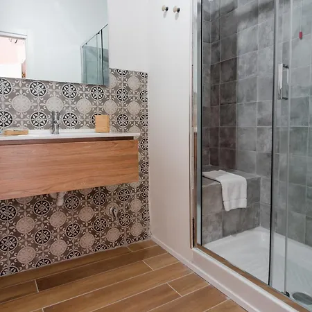 Gasthuis Velato Carafa Palace By Dimorra 4*
