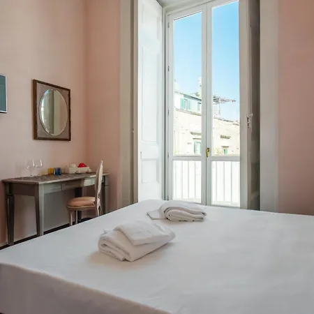 Velato Carafa Palace By Dimorra